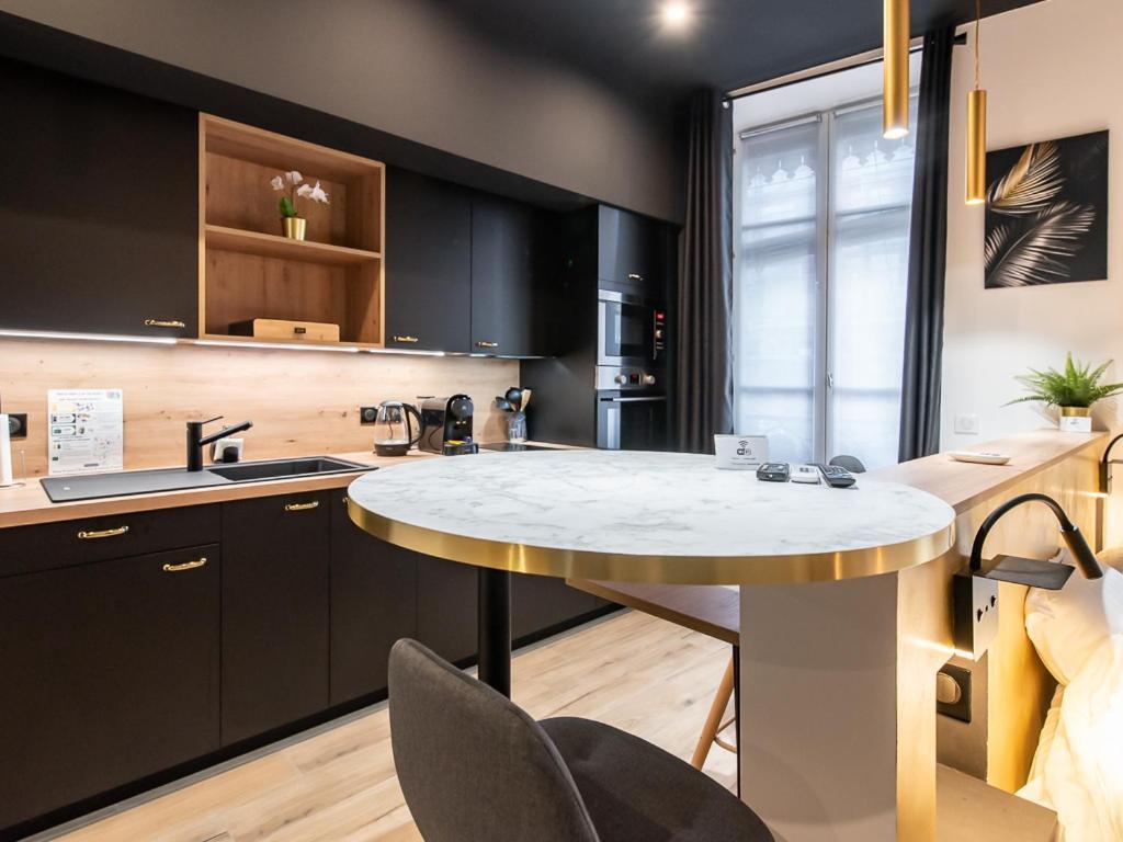 Appartement Chic Proche Bellecour Avec Parking Lyon Exteriér fotografie